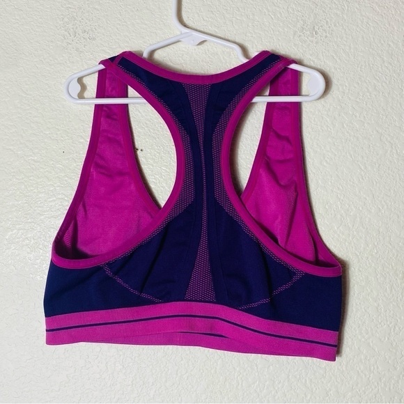 Columbia Women's Seamless Reversible Pink/Blue Sports Bra Size: M - Picture 2 of 5